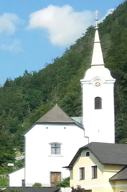 Župnijska cerkev sv. Andreja, Bele Vode.