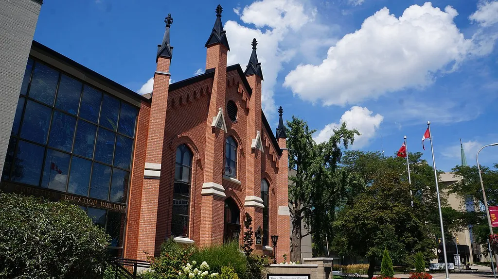 Knox Presbyterian Church (church building in St. Catharines, Ontario)