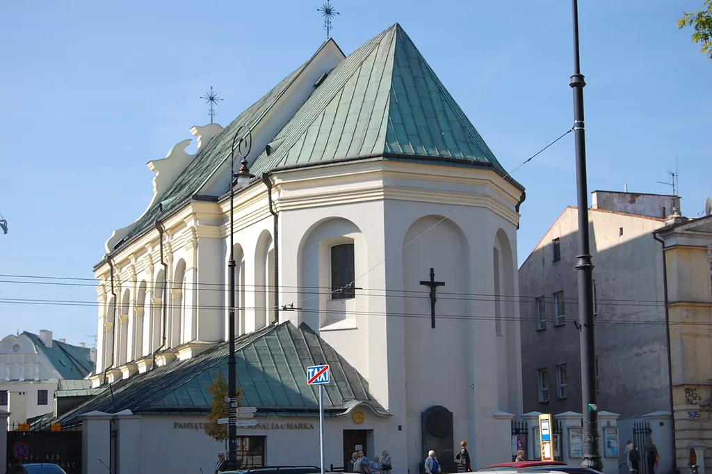 Kościół bernardynek, obecnie jezuitów, p.w. św. Piotra Apostoła przy ul. królewskiej 9 w Lublinie