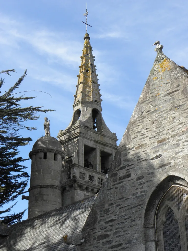 Clocher de l'église Saint-Jacques de Locquirec (29).