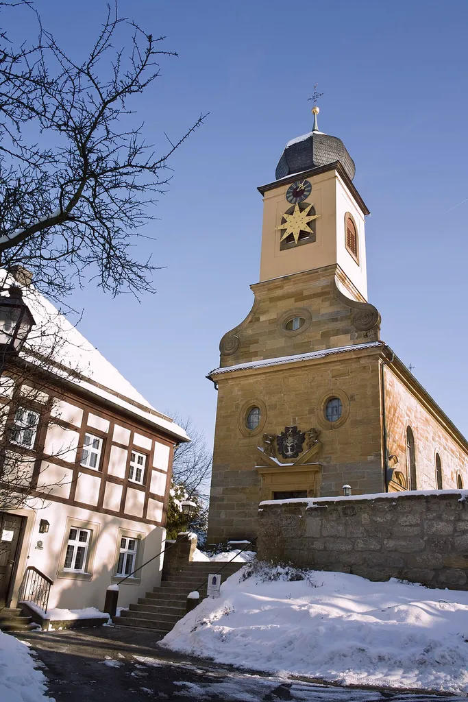 Lukaskirche in Kunreuth, Dezember 2010