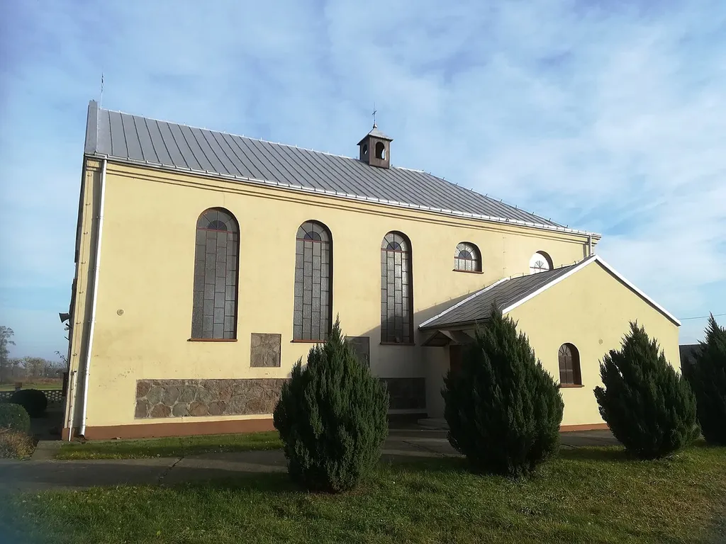 Kościół św. Macieja Ap. w Głuchowie - powiat turecki.