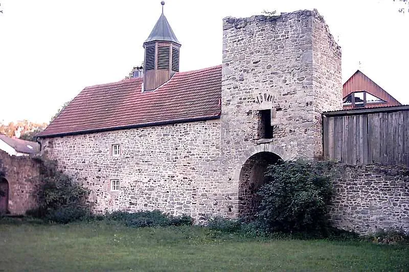 Der Torturm der Burg Dippach (Haßberge)