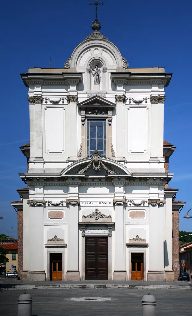 Robecco sul Naviglio, San Giovanni Battista parish church