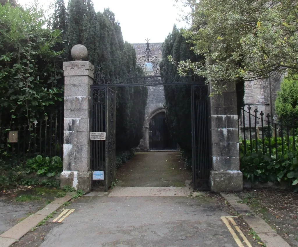 Gates at the entrance to the churchyard