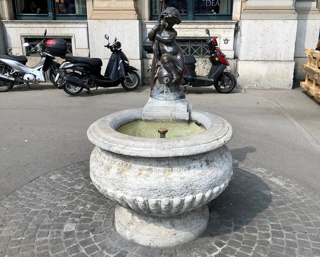 Brunnen (Hauptbahnhof (Südostseite))