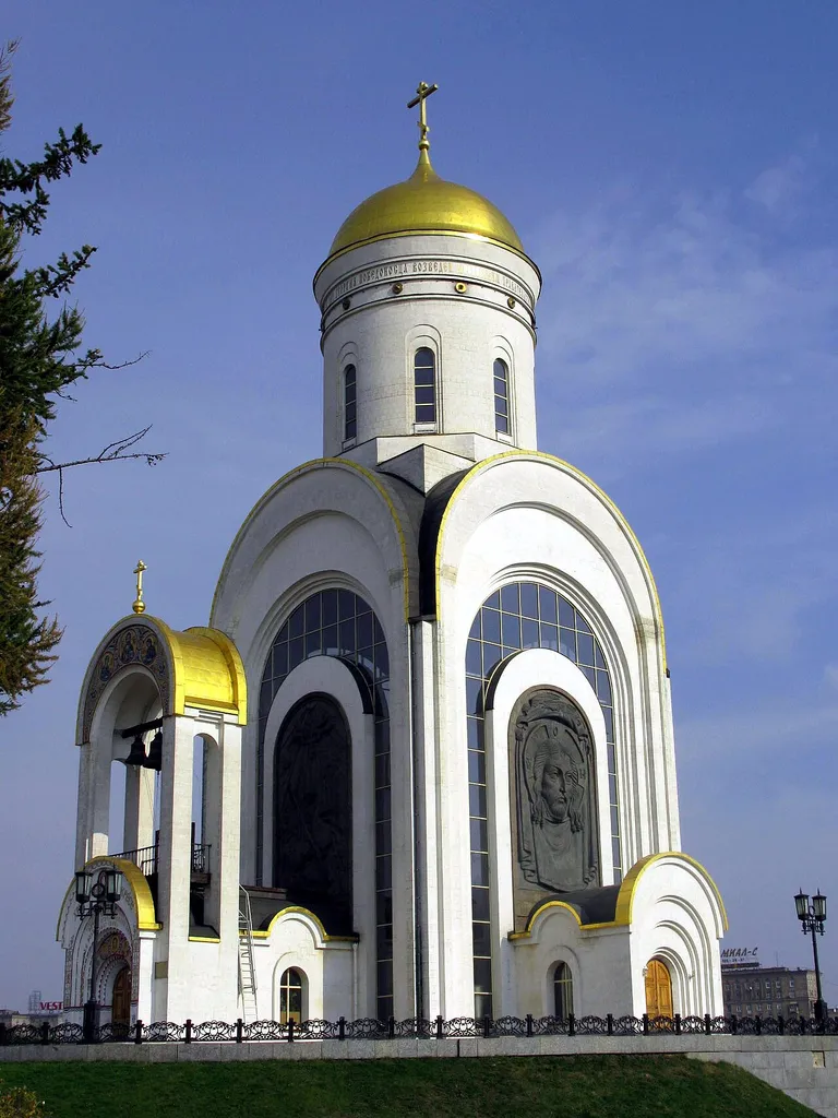 Храм Великомученика Георгия Победоносца на Поклонной горе