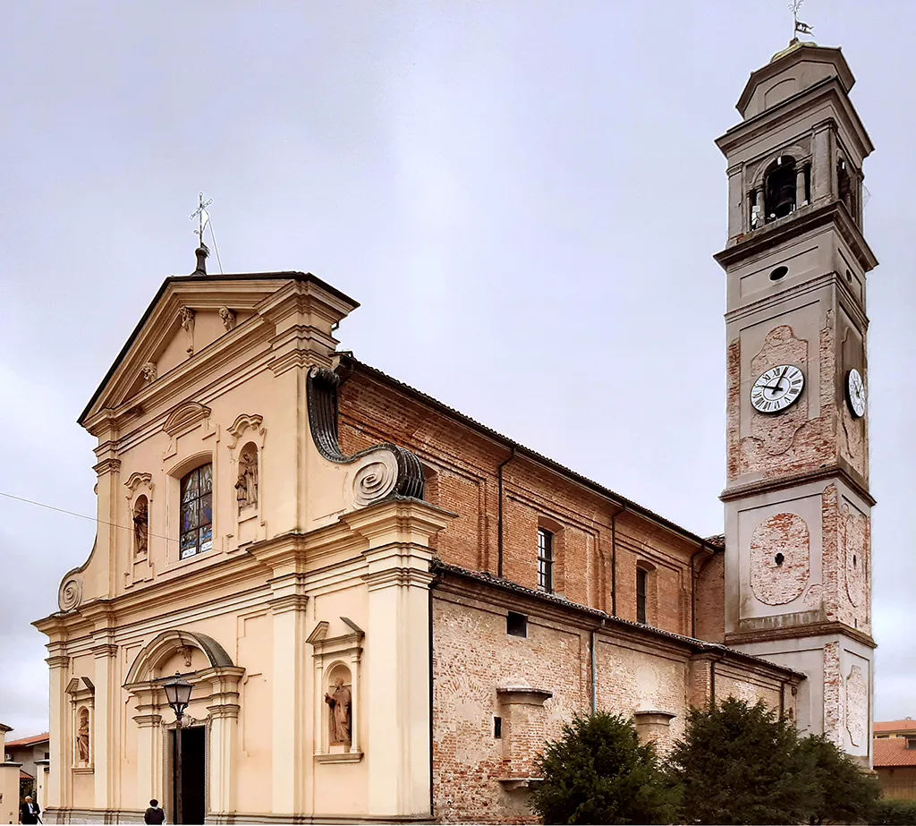 Caselle Lurani, la chiesa parrocchiale di Santa Caterina.