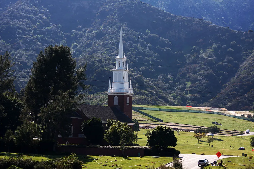 This is a replica of the Old North Church in Boston. It is located on the grounds of Forest Lawn in Hollywood Hills, California. Forest Lawn, Hollywood Hills is the burial place of Stan Laurel, Buster Keaton, Andy Gibb, George Raft, Lucille Ball, Lee Van Cleef, Morey Amsterdam, Carroll Nye, Freddie Prinze Sr., Brittany Murphy, McLean Stevenson, Liberace, William Conrad, Dorthy Lamour, Charles Laughton, Morey Amsterdam, Jason Robards, Rod Steiger, Noah Berry, Forrest Tucker, Gene Autry, Ozzie Nelson, Harriet Nelson, Ricky Nelson, Lillian Randolph, Lou Rawls, John Ritter, Telly Savalas, Jack Webb, Sandra Dee, David Carradine, Steve Allen, Bettie Davis, and Rodolfo Acosta. Note: This is not where Michael Jackson is buried. He is buried at Forest Lawn, Glendale.
