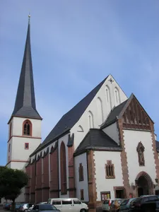Kirche mit Ausstattung Kirchplatz 11