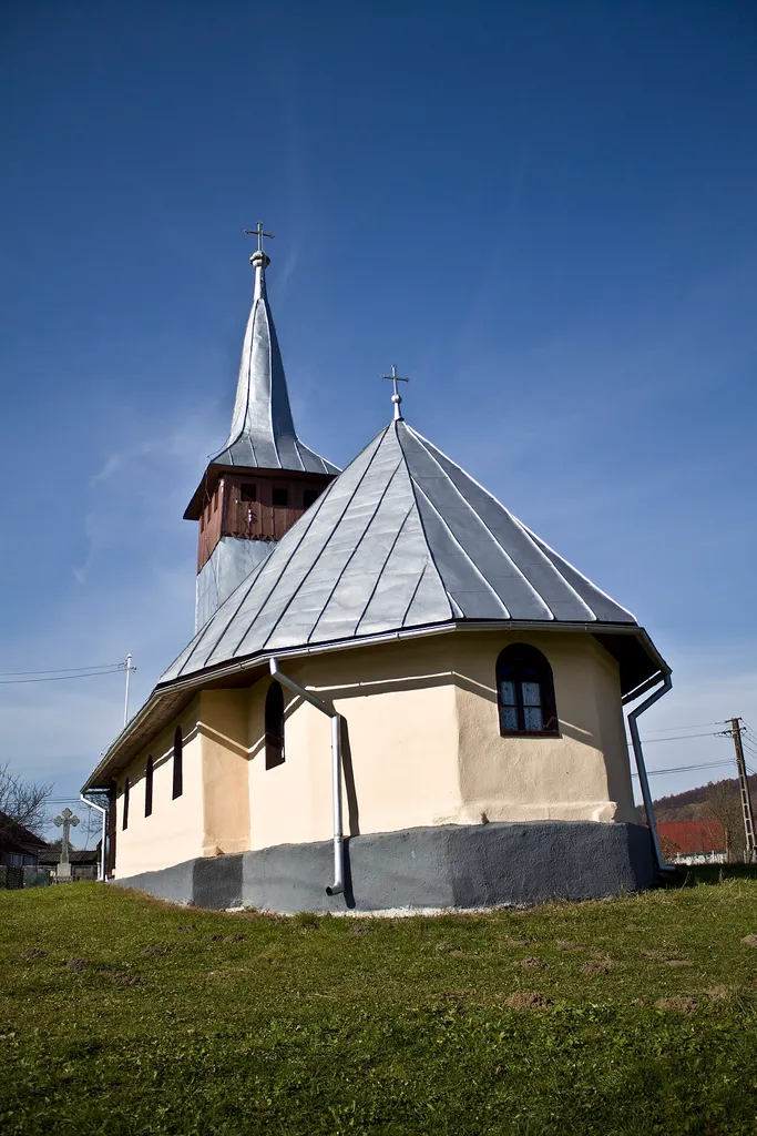 Biserica de lemn din Rogna, judeţul Sălaj.