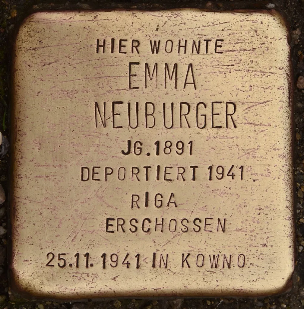 Stolperstein für Emma Neuburger