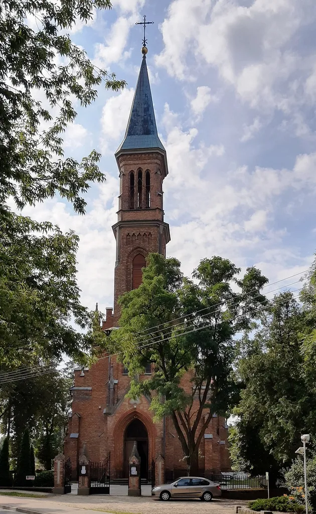 Sońsk (gm. Sońsk, pow. Ciechanów) - kościół Przemienienia Pańskiego (parafia Św. Wita, Modesta i Krescencji )