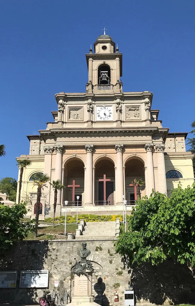 de:MendrisioPfarrkirche Santi Cosma e Damiano