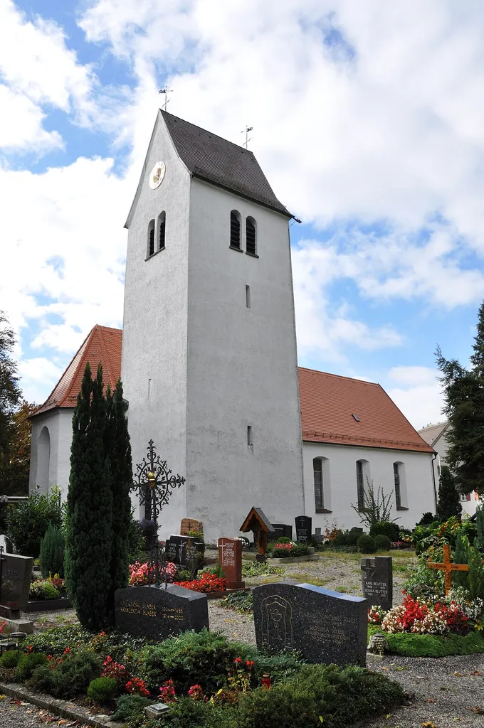 Ravensburg, Pfarrkirche St. Christina mit Friedhof