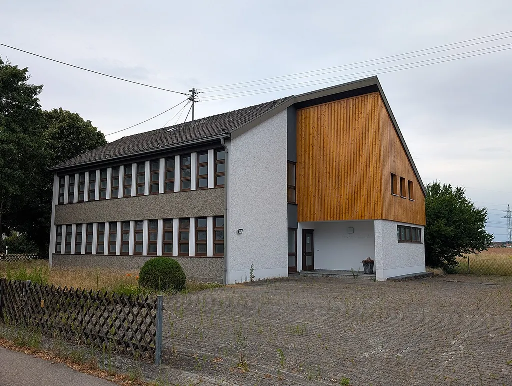 Neuapostolische Kirche Nersingen-Straß (Kirchengebäude in Nersingen, Landkreis Neu-Ulm, Bayern, Deutschland)