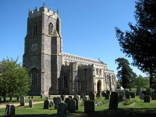 Holy Trinity, Loddon