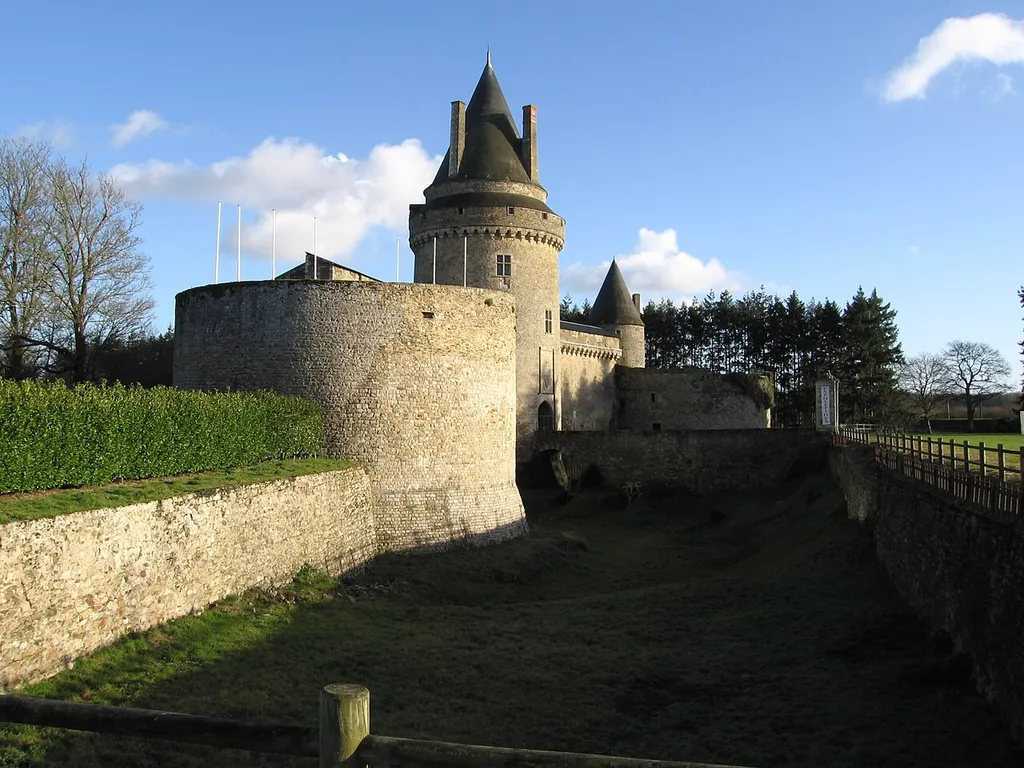 Tour du Sud-Ouest, Tour du Pont-Levis et Tour des prisons formant la porte d'accès au Château de Blain This building is indexed in the base Mérimée, a database of architectural heritage maintained by the French Ministry of Culture, under the reference PA00108572 . brezhoneg ∙ català ∙ Deutsch ∙ English ∙ español ∙ Esperanto ∙ euskara ∙ français ∙ italiano ∙ magyar ∙ Nederlands ∙ português do Brasil ∙ português ∙ română ∙ sicilianu ∙ slovenščina ∙ suomi ∙ svenska ∙ Ελληνικά ∙ беларуская (тарашкевіца) ∙ македонски ∙ русский ∙ українська ∙ বাংলা ∙ 中文 ∙ +/−