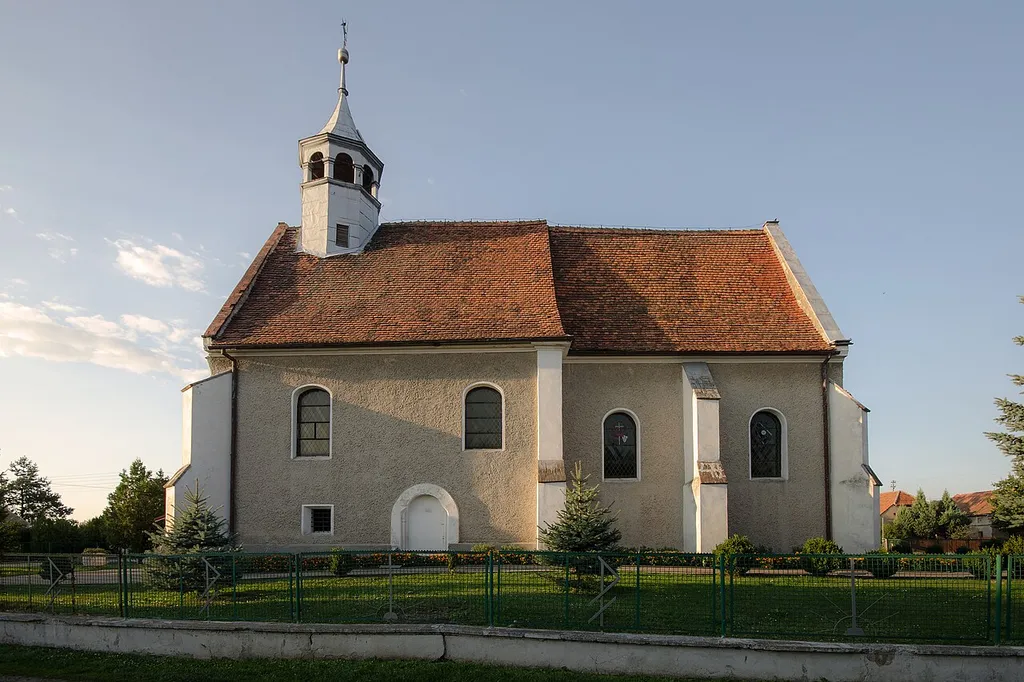 Osiek Grodkowski - rzymskokatolicki kościół filialny p.w. Wniebowzięcia NMP, XIV, XVI, XVIII