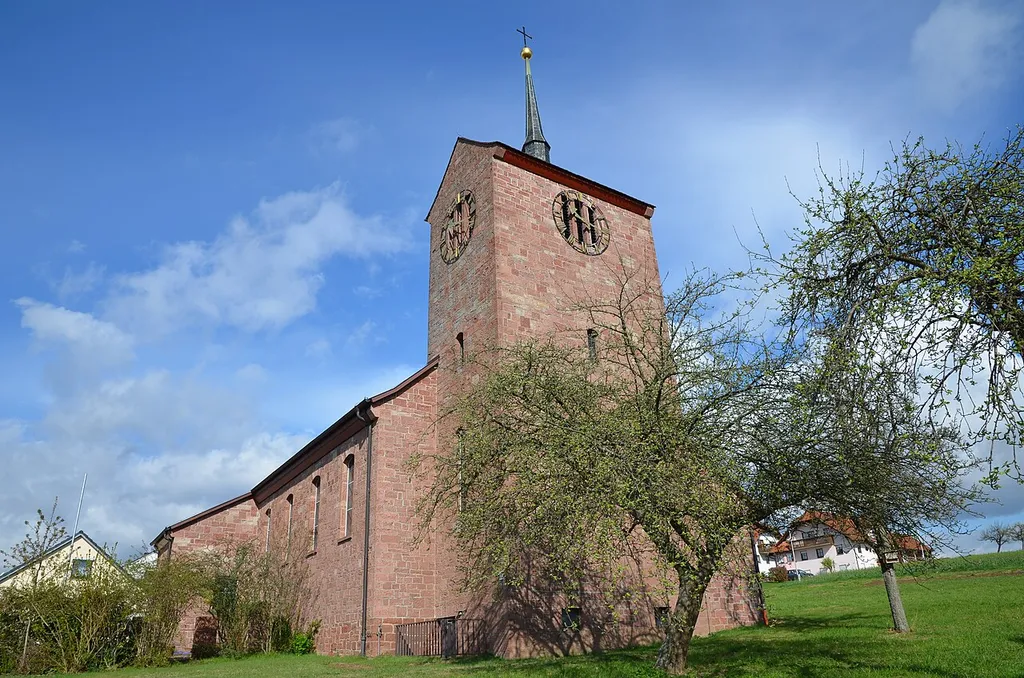 evang.-luth. Martin-Luther-Kirche in Steinmark