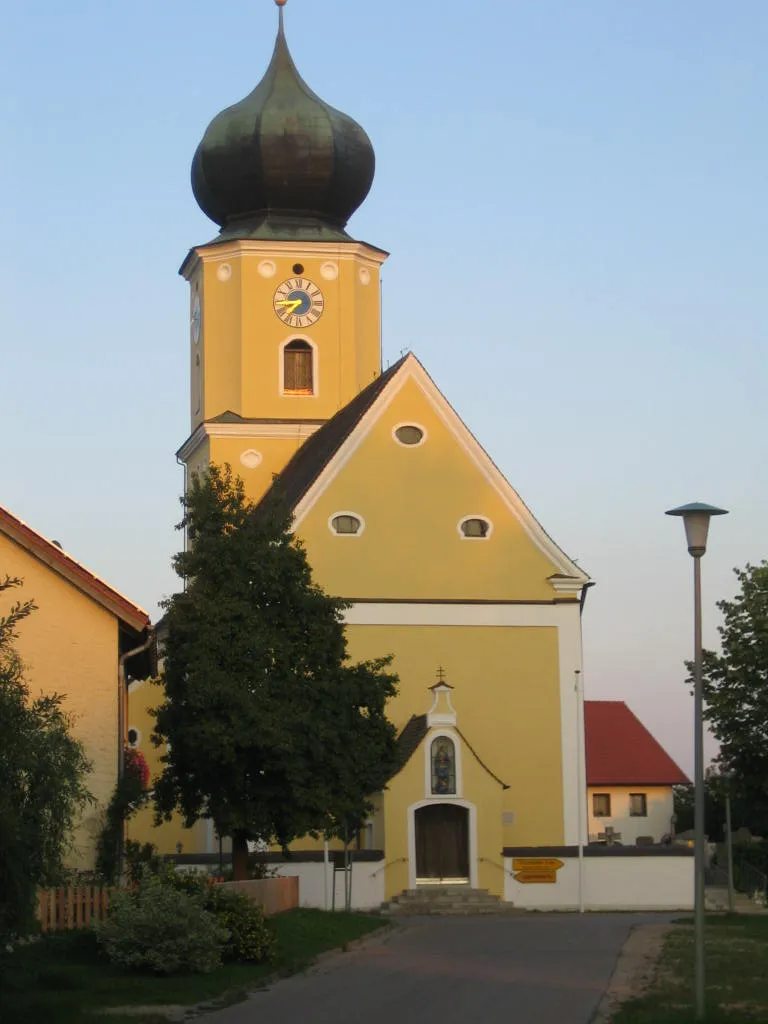 Pfarrkirche Mariä Himmelfahrt in Eutenhofen