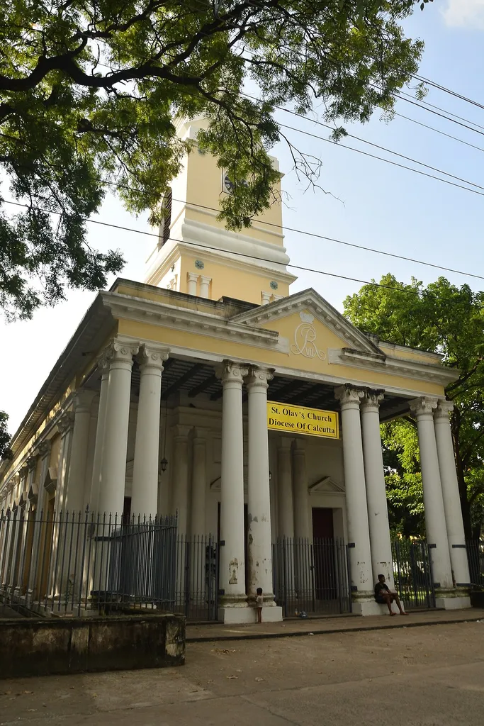 This is the photograph of the famous St. Olaf's Church of Serampore of Hooghly district of West Bengal.