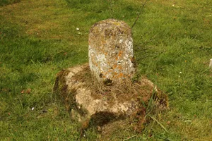 Churchyard cross, St Margaret's churchyard