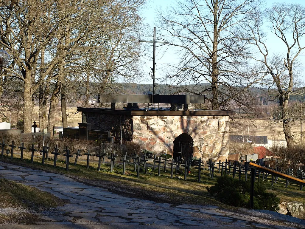 Remainings of the bellfry of Chapel of Salo. The Chapel and the Bellfry were demolized in 1832 for construction material to Uskela Church. The remainings of the bellfry was turned into a memorial in 1953 by Aulis Blomsted