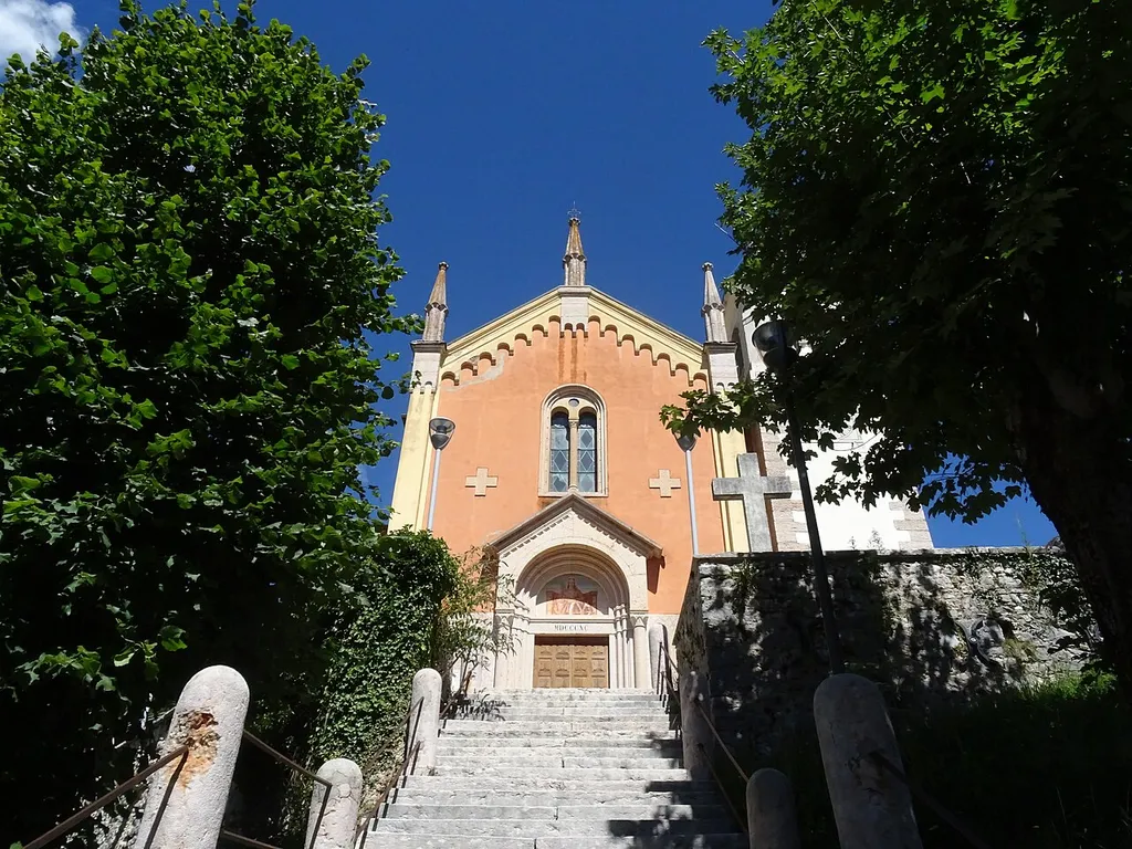 Ferrara di Monte Baldo (Veneto, Italy), Saint Catherine church