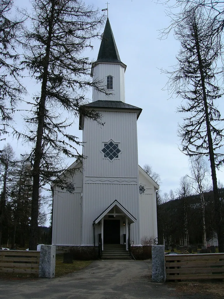 Nevernes church, Rana municipality, Nordland, Norway, Photo May 10, 2007 with a Nikon Coolpix 5600 5,1 Megapixel camera.