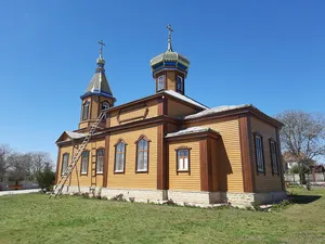 Saint Michael wooden church in Dîngeni, Ocnița