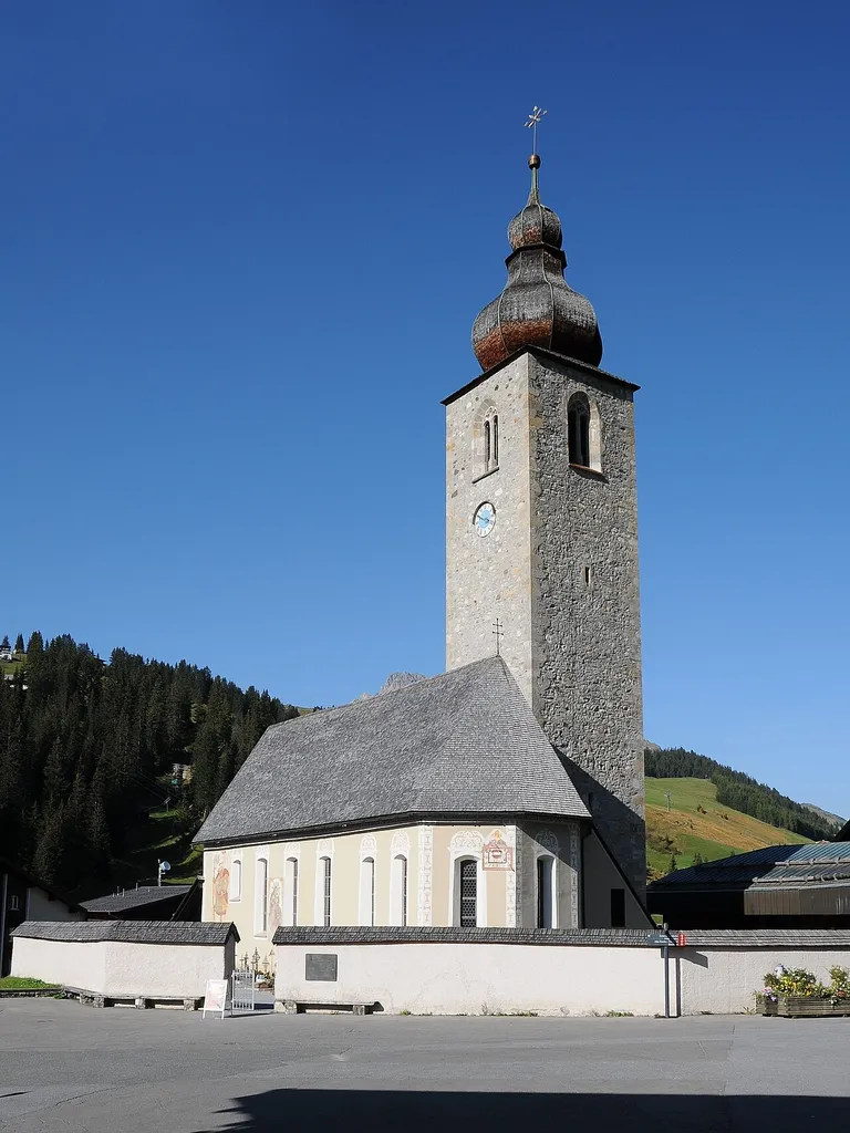 Pfarrkirche hl. Nikolaus in Lech (Vorarlberg).