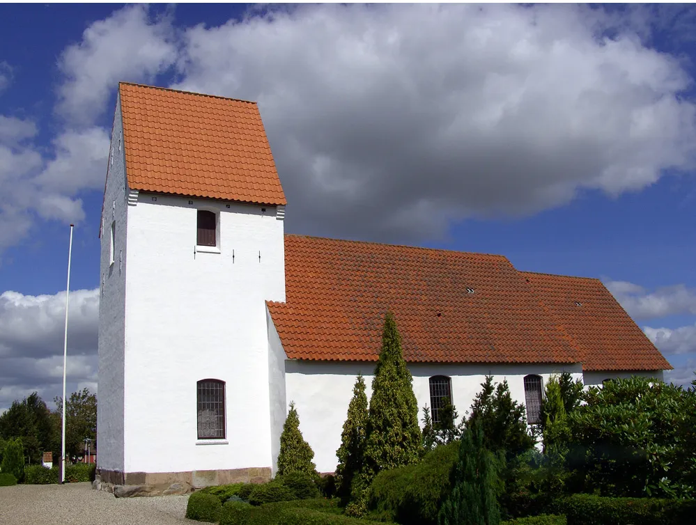 Vester Nebel Kirke fra sydvest