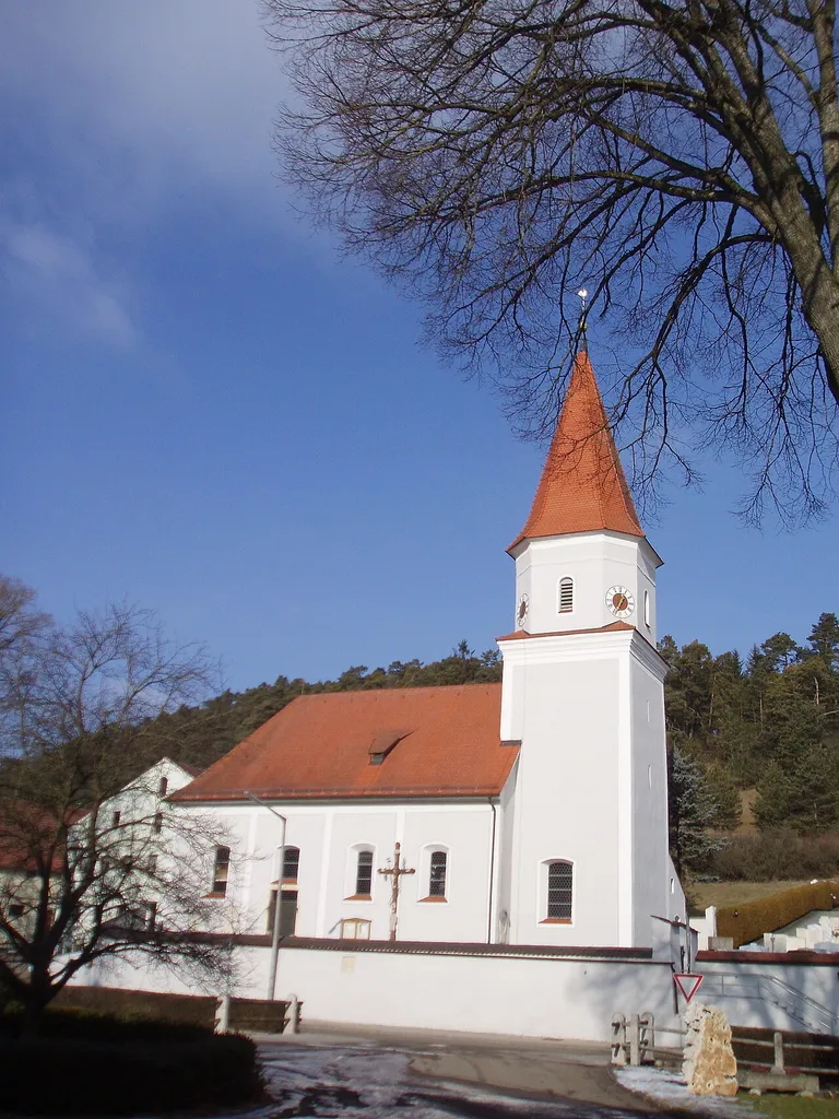 Morsbach_Gemeinde_Titting_Landkreis_Eichstätt,_Kirche_außen