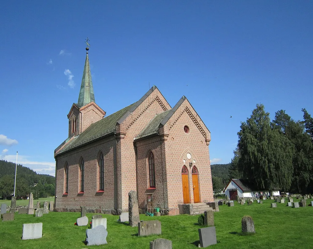 Tuft kirke i Ytre Sandsvær