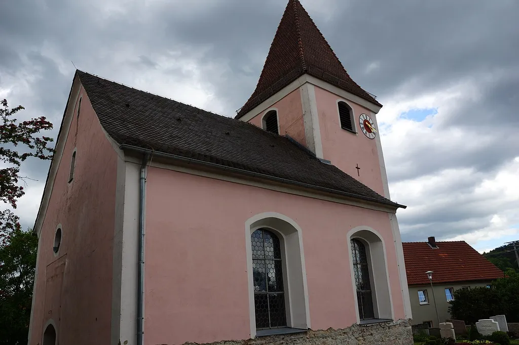 Die evangelische Filialkirche in Oberndorf bei Freystadt in der Oberpfalz:
