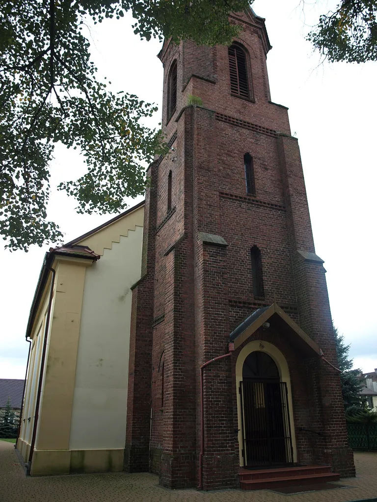 Jelcz-Laskowice, ul. Ogrodowa, poewangelicki kościół pw. Najświętszej Maryi Panny Królowej Polski z XIX w.