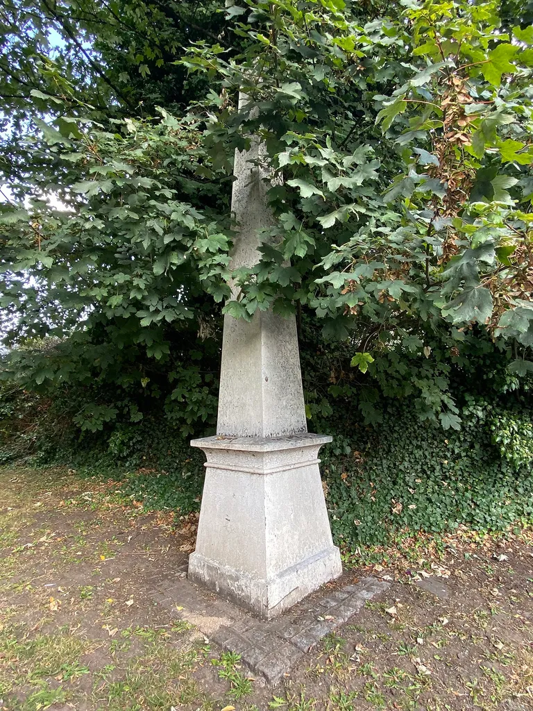 Spelthorne, Obelisk To North Of Railway Bridge.
