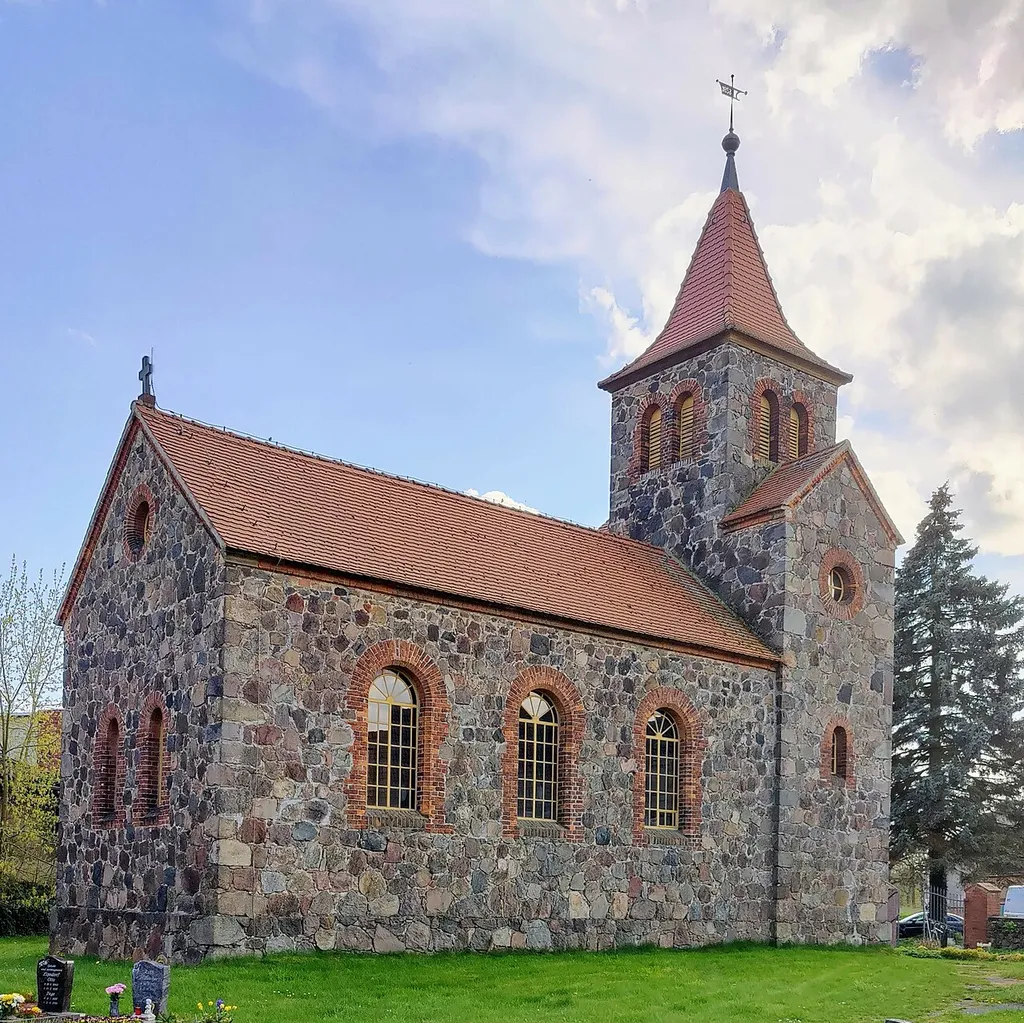 Evangelische Dorfkirche Schönefeld, Gemeinde Niedergörsdorf, Landkreis Teltiw-Fläming, Brandenburg, Deutschland