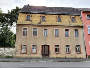 Bahnhofstraße 35