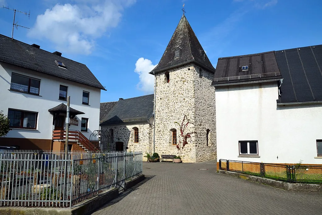 Die ehemalige ev. Kirche Am Damm in Bischoffen