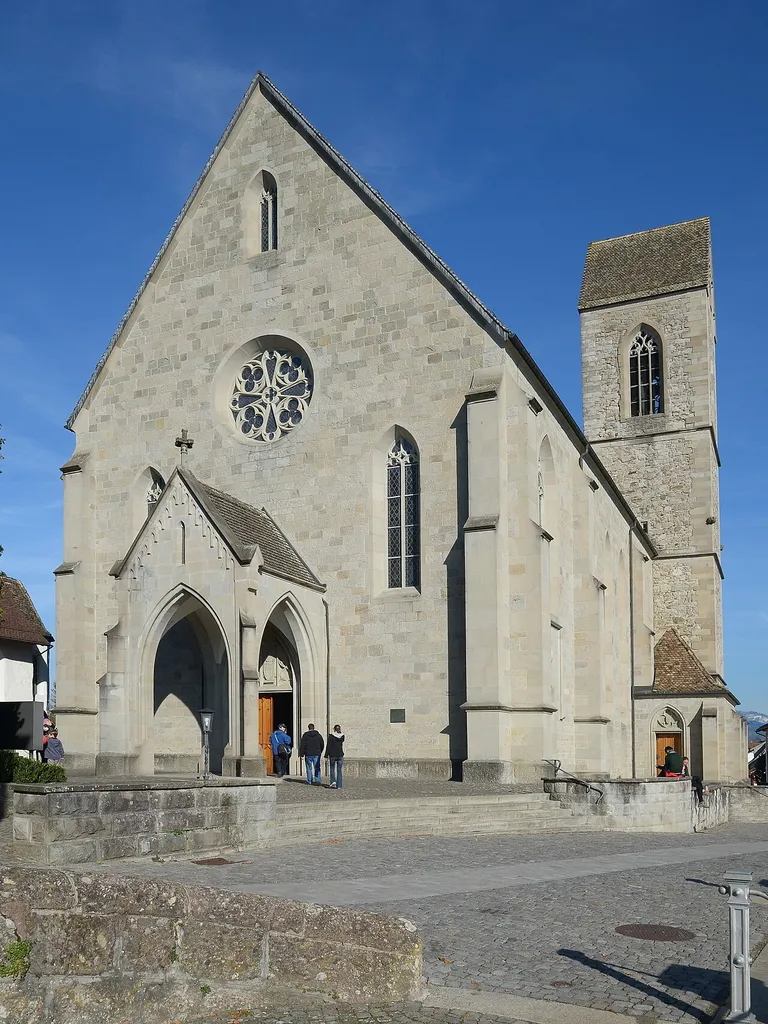 Stadtpfarrkirche (St. John's Church) in Rapperswil (Switzerland) as seen from Herrenberg