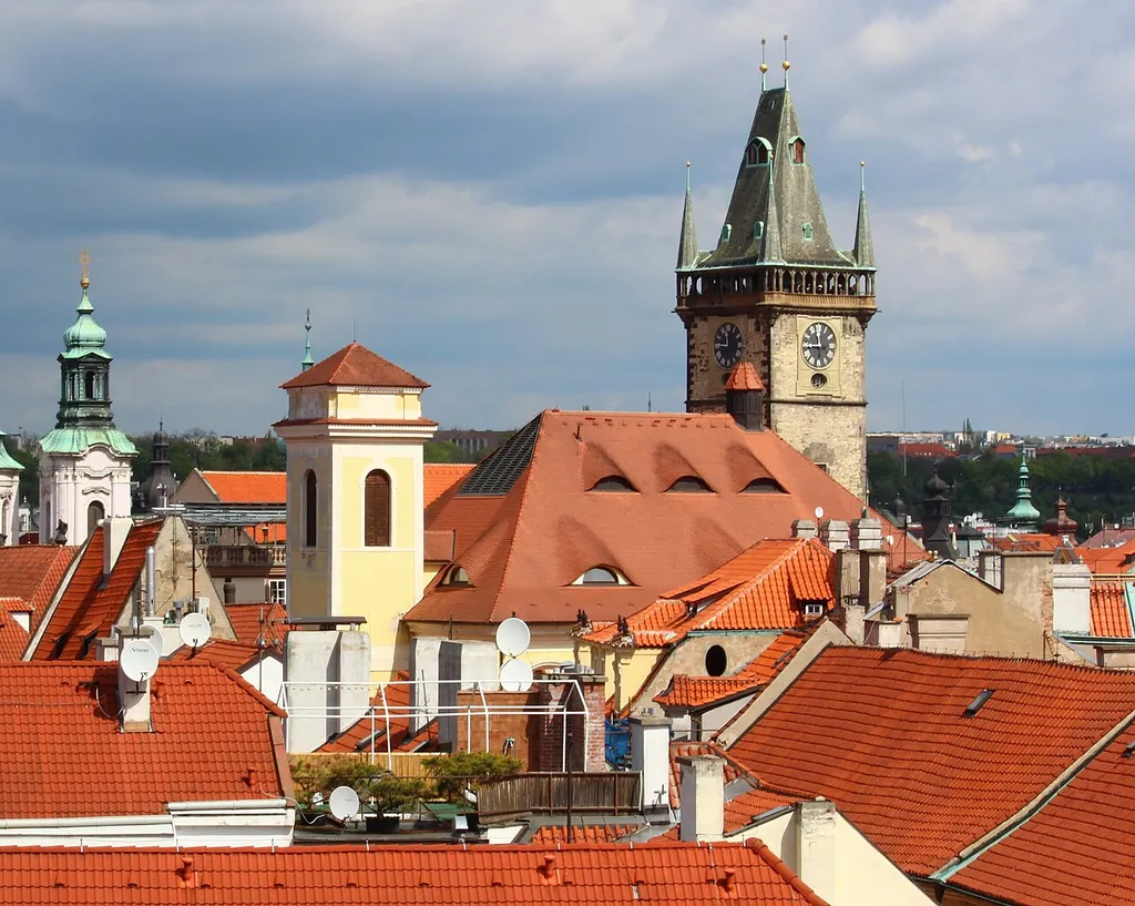 Praha - Staré Město, Kostel svatého Michaela archanděla, pohled od jihu.