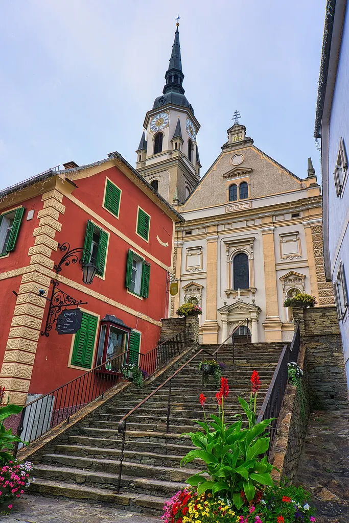 Kath. Pfarrkirche hll. Peter und Paul