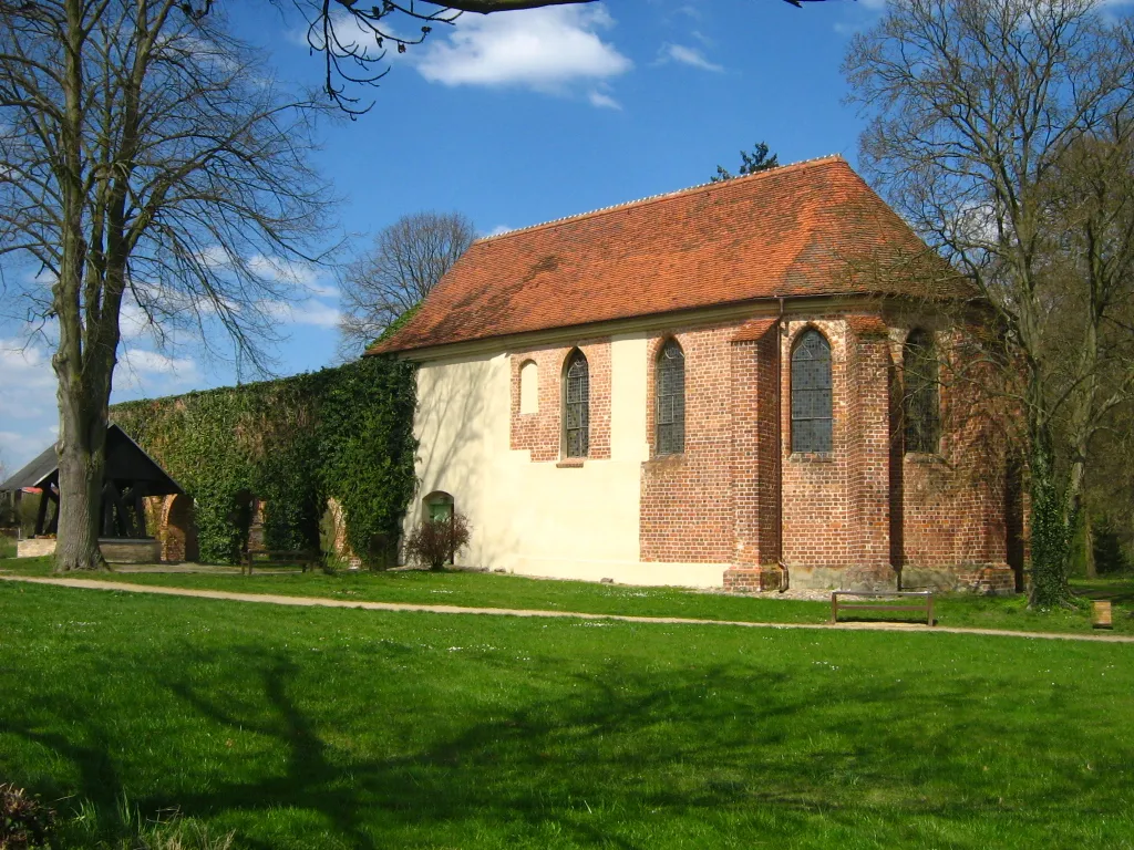 Der Rest des Kirchengebäudes des ehemaligen Zisterzienserklosters Himmelpfort in Nordbrandenburg (Kloster Himmelpfort gehört heute zur Stadt Fürstenberg im Brandenburgischen Landkreis Oberhavel)