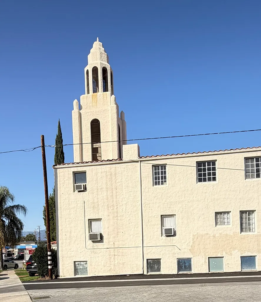 Inland Empire Filipino Seventh-day Adventist Church (Redlands, California).