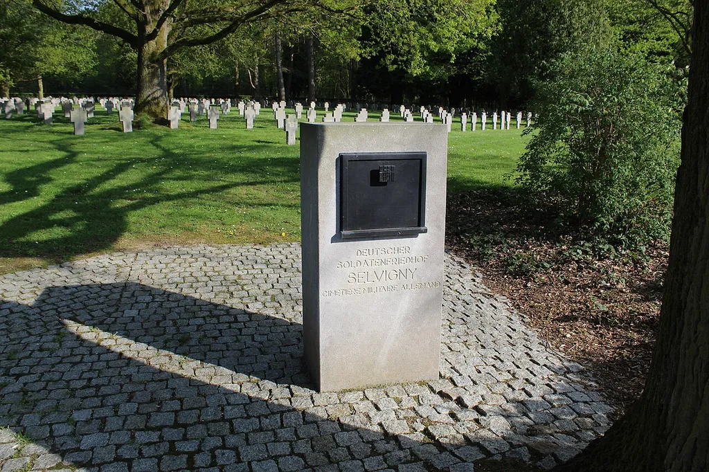 Selvigny German military cemetery