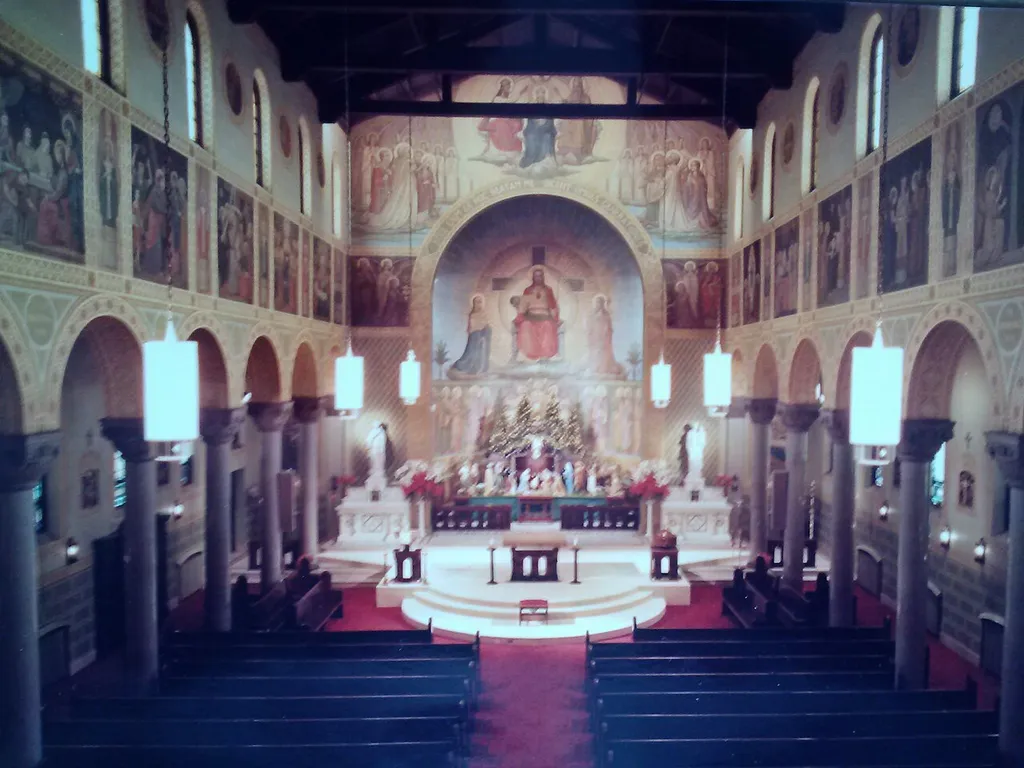 Interior phot of St Mary's German Church, McKeesport, Pennsylvania December 1987