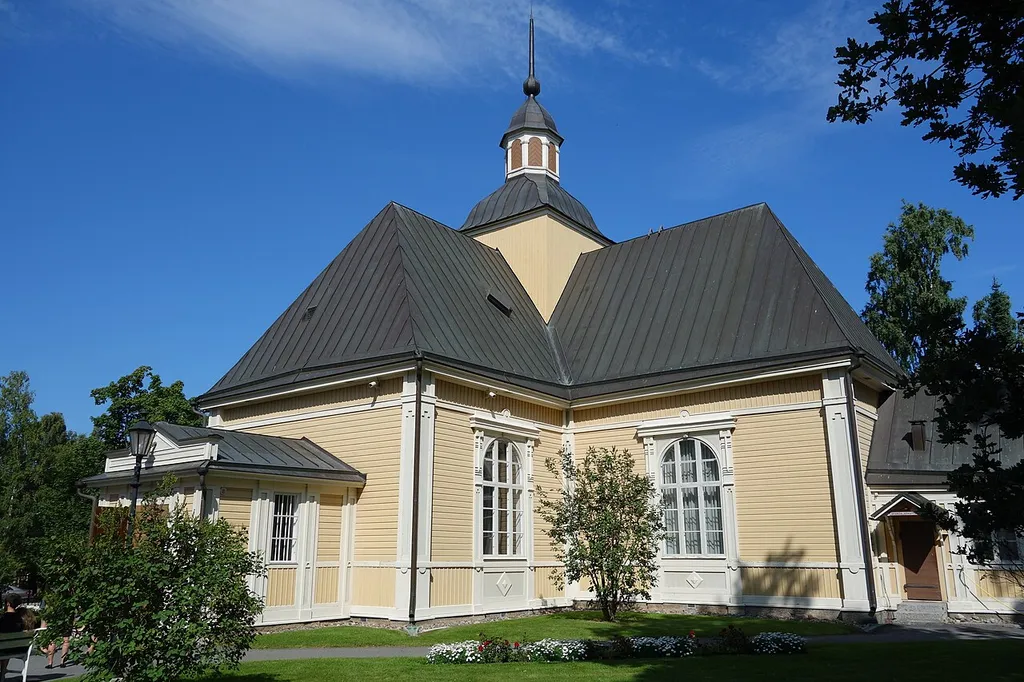 Jakobstads kyrka från sudöst