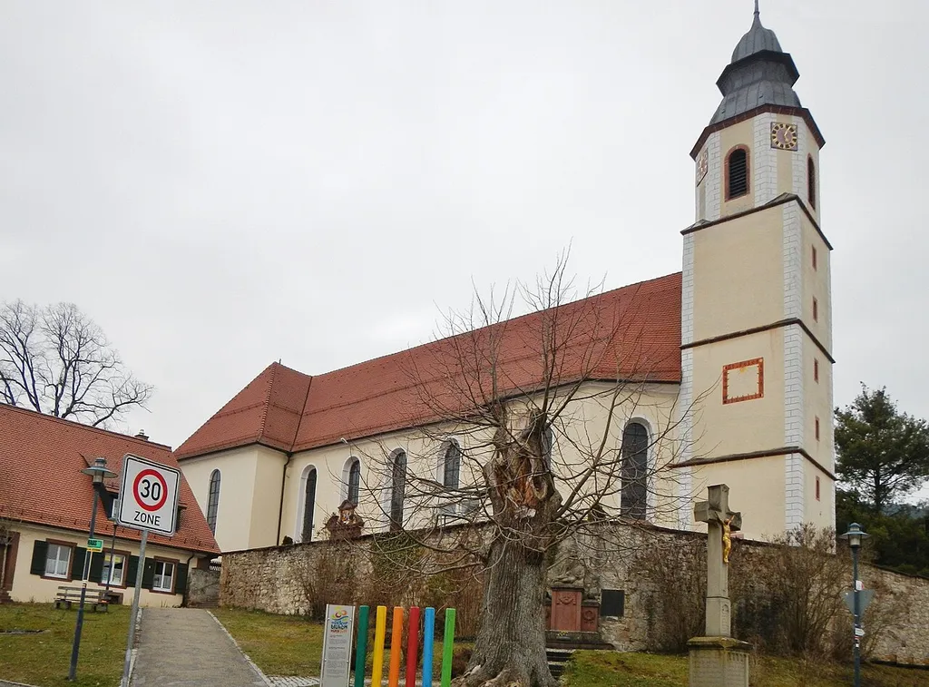 Kath. Kirche St. Peter in Horb-Dettingen